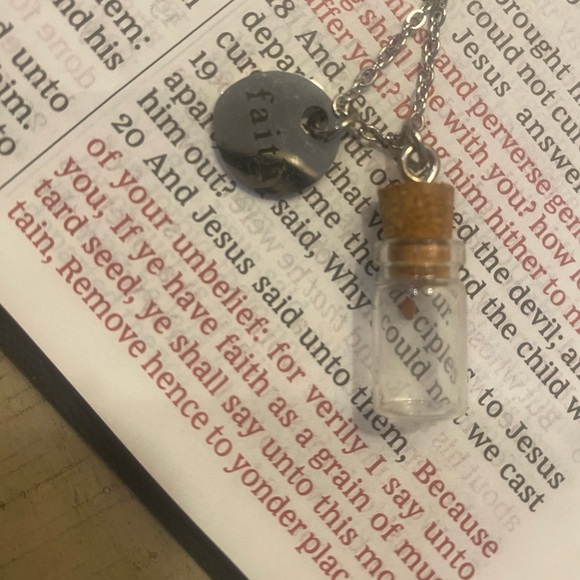 ➡️ 4/$15 Faith of a Mustard Seed Unisex Adj. Length Christian Necklace. ➡️4/$15 - Picture 6 of 12